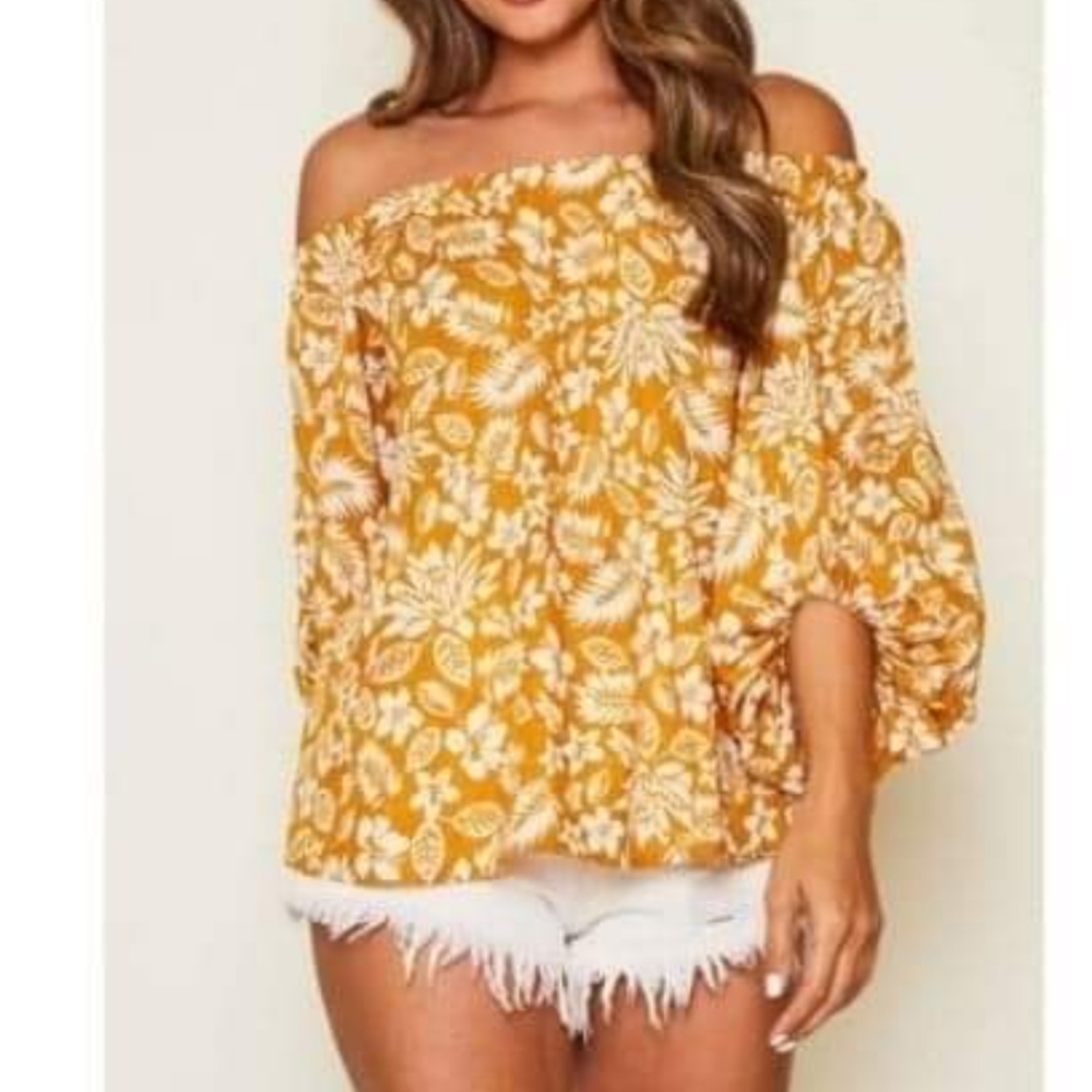 Fantastic fawn mustard flower blouse
